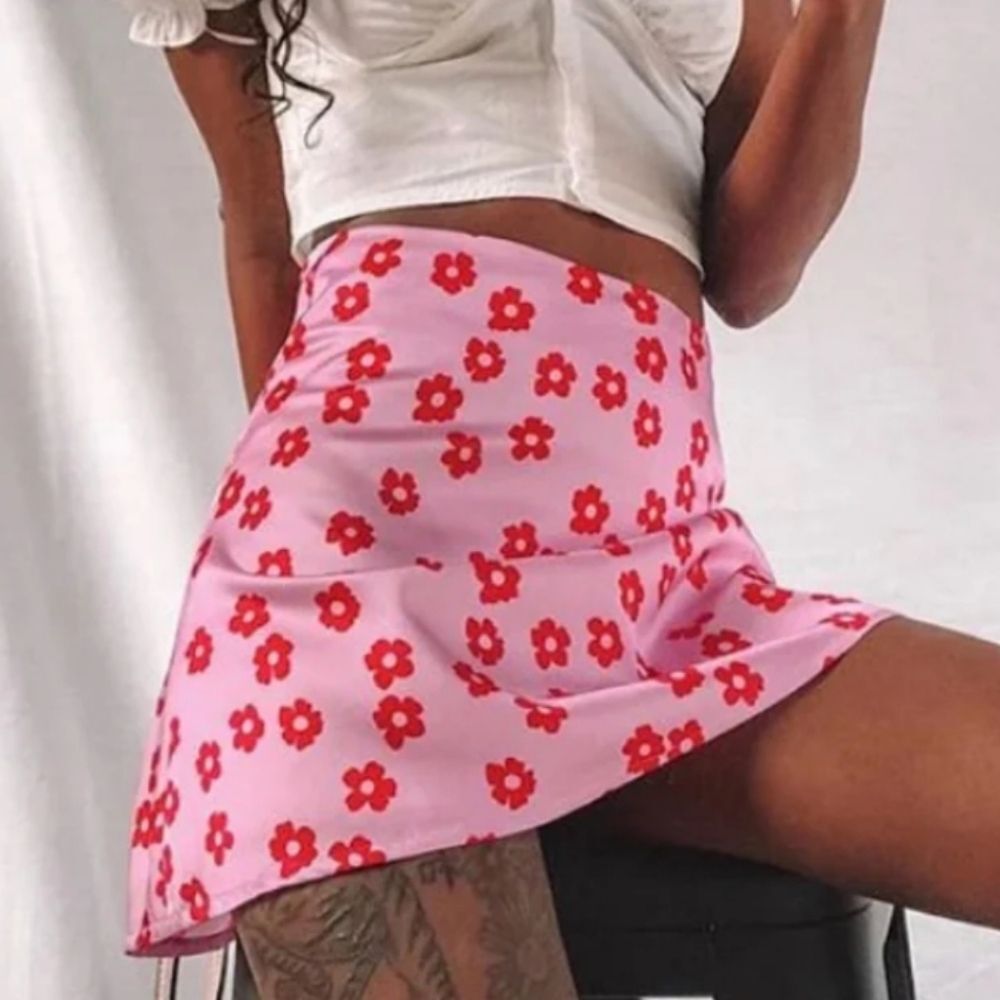 Princess Polly station pink mini skirt red flower Floral Sz 2 Bloomcore A Line